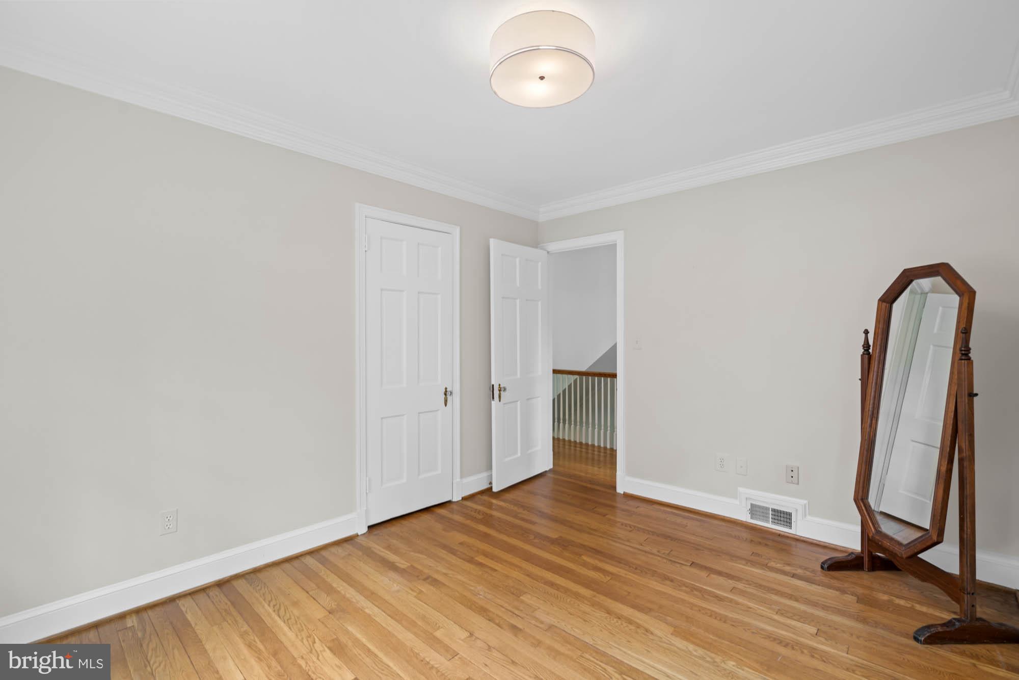 WESTMORELAND HILLS - Residential