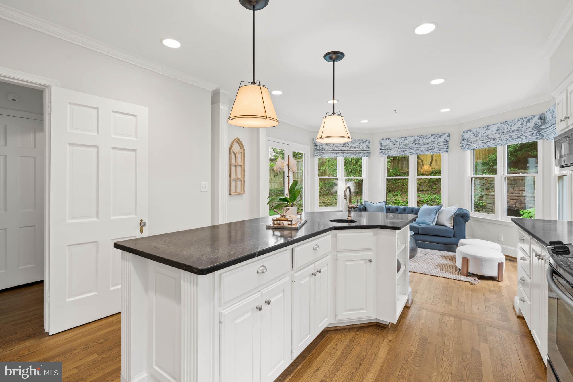 WESTMORELAND HILLS - Residential