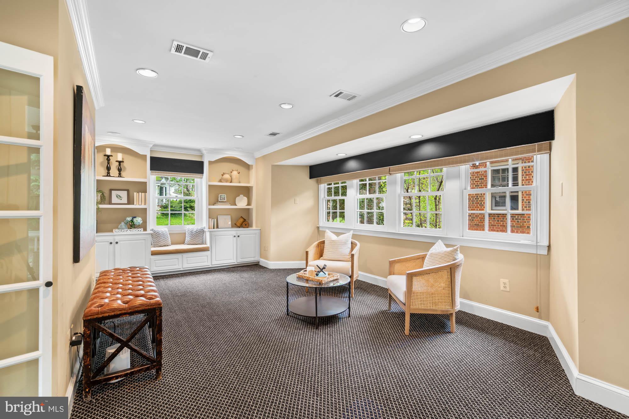 WESTMORELAND HILLS - Residential