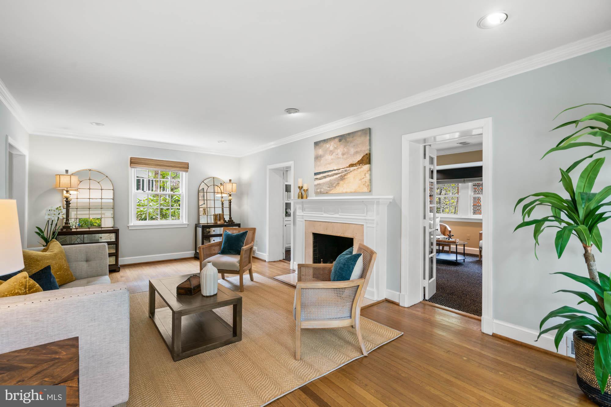 WESTMORELAND HILLS - Residential