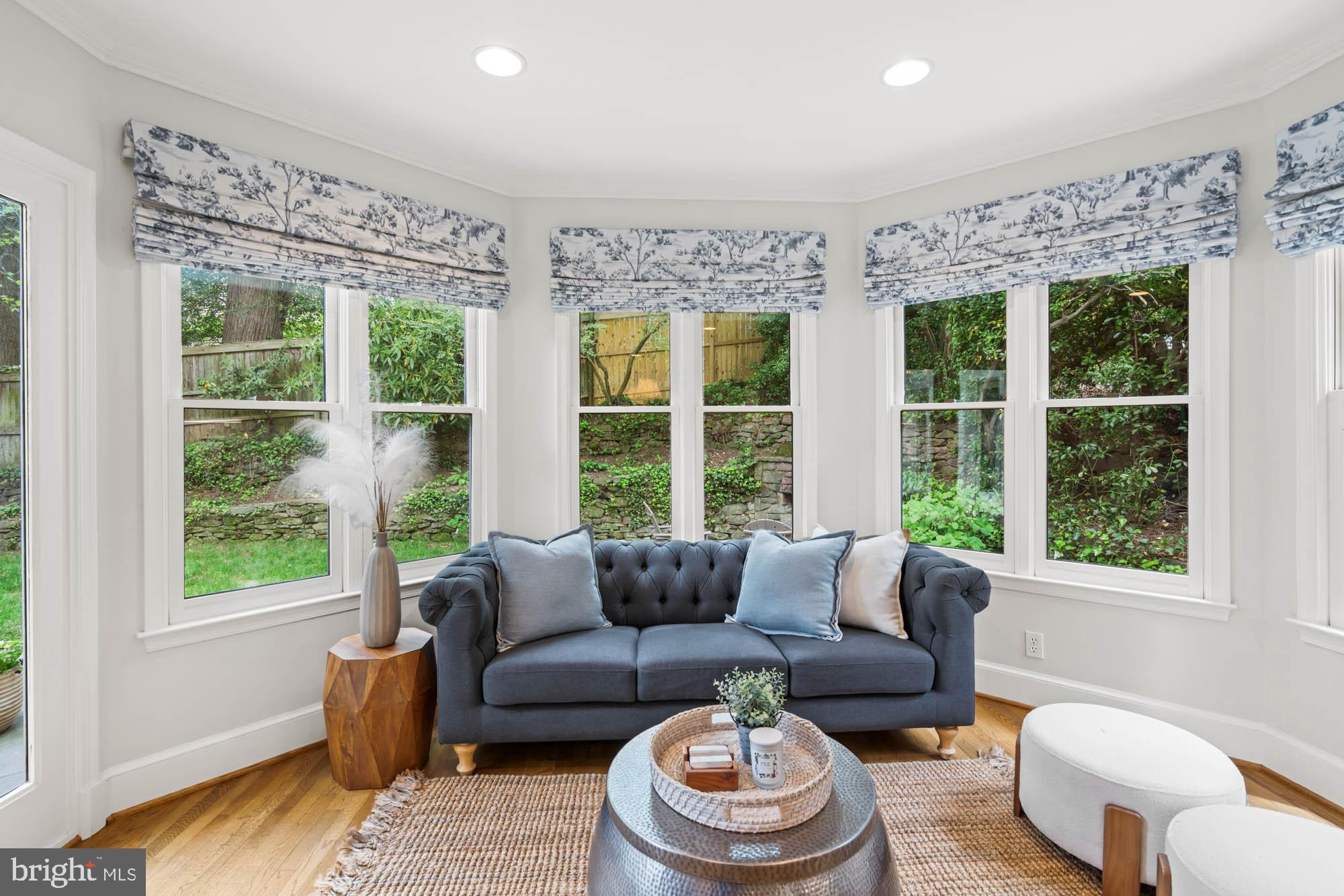 WESTMORELAND HILLS - Residential