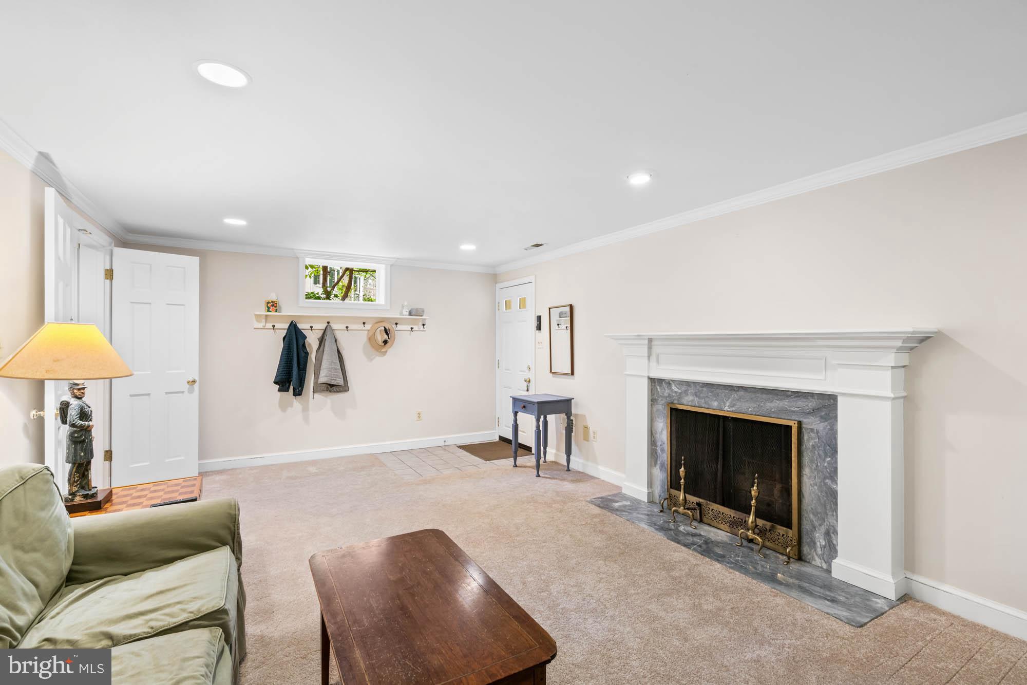 WESTMORELAND HILLS - Residential