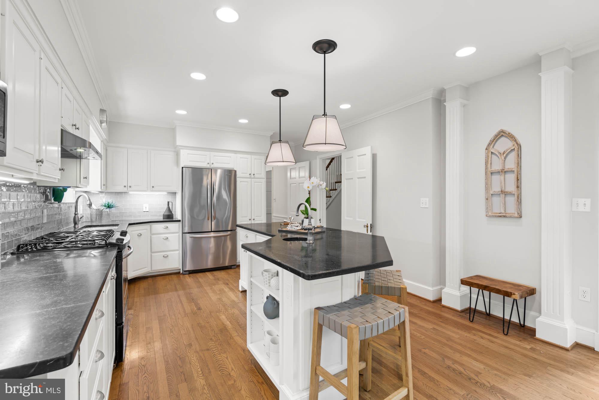 WESTMORELAND HILLS - Residential