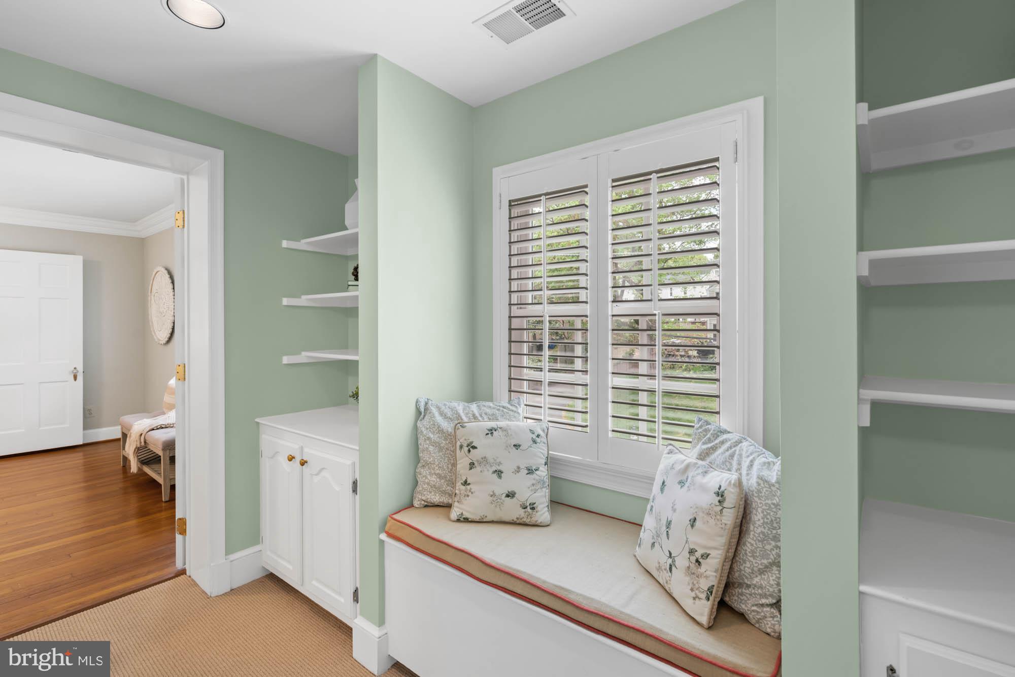 WESTMORELAND HILLS - Residential