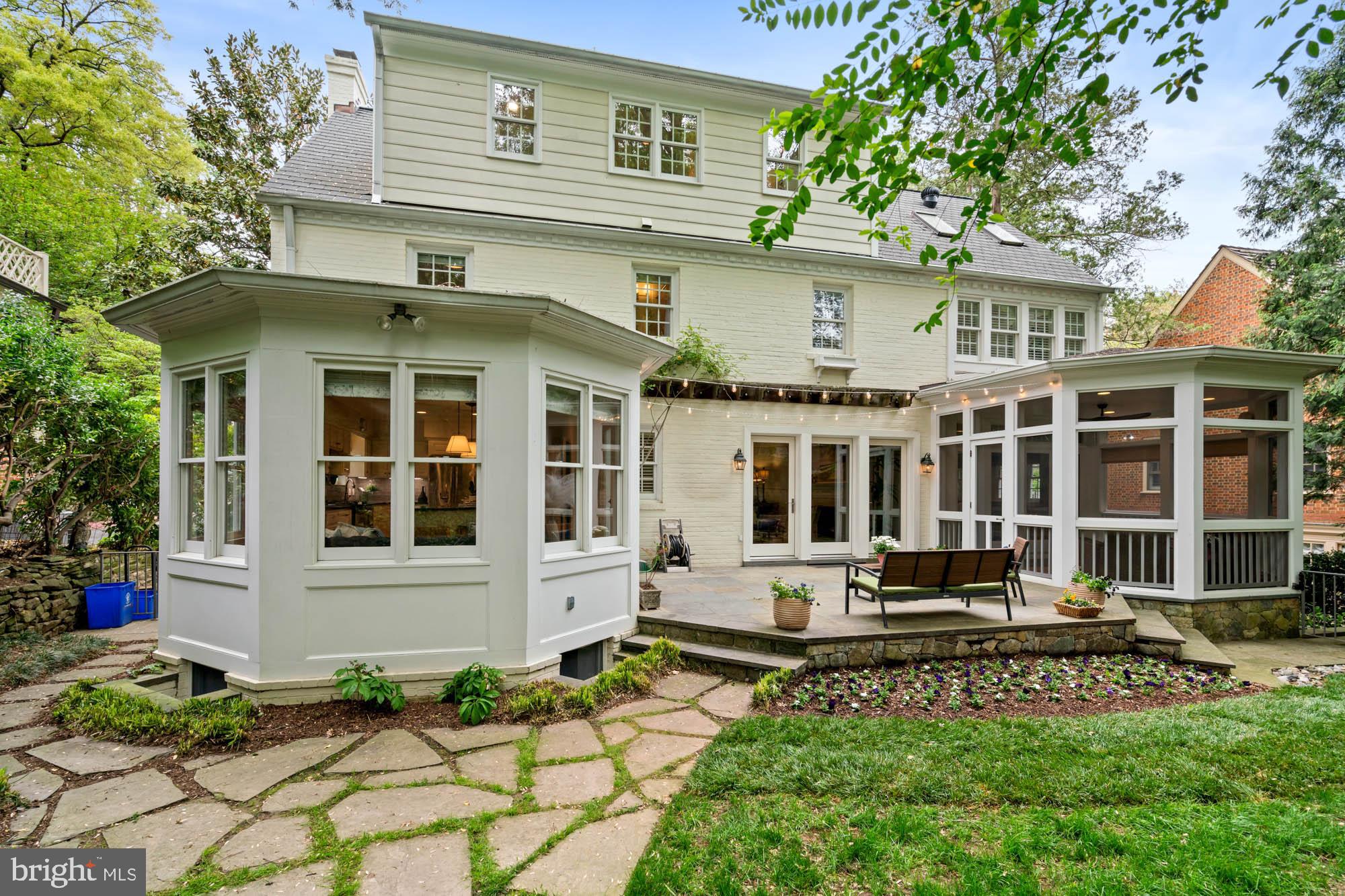 WESTMORELAND HILLS - Residential