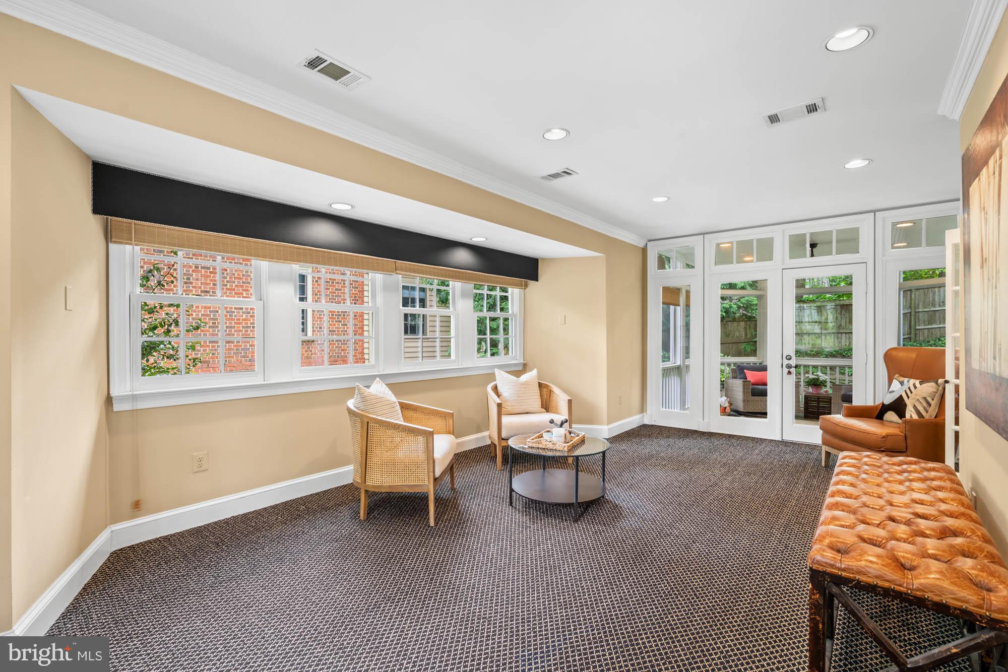 WESTMORELAND HILLS - Residential