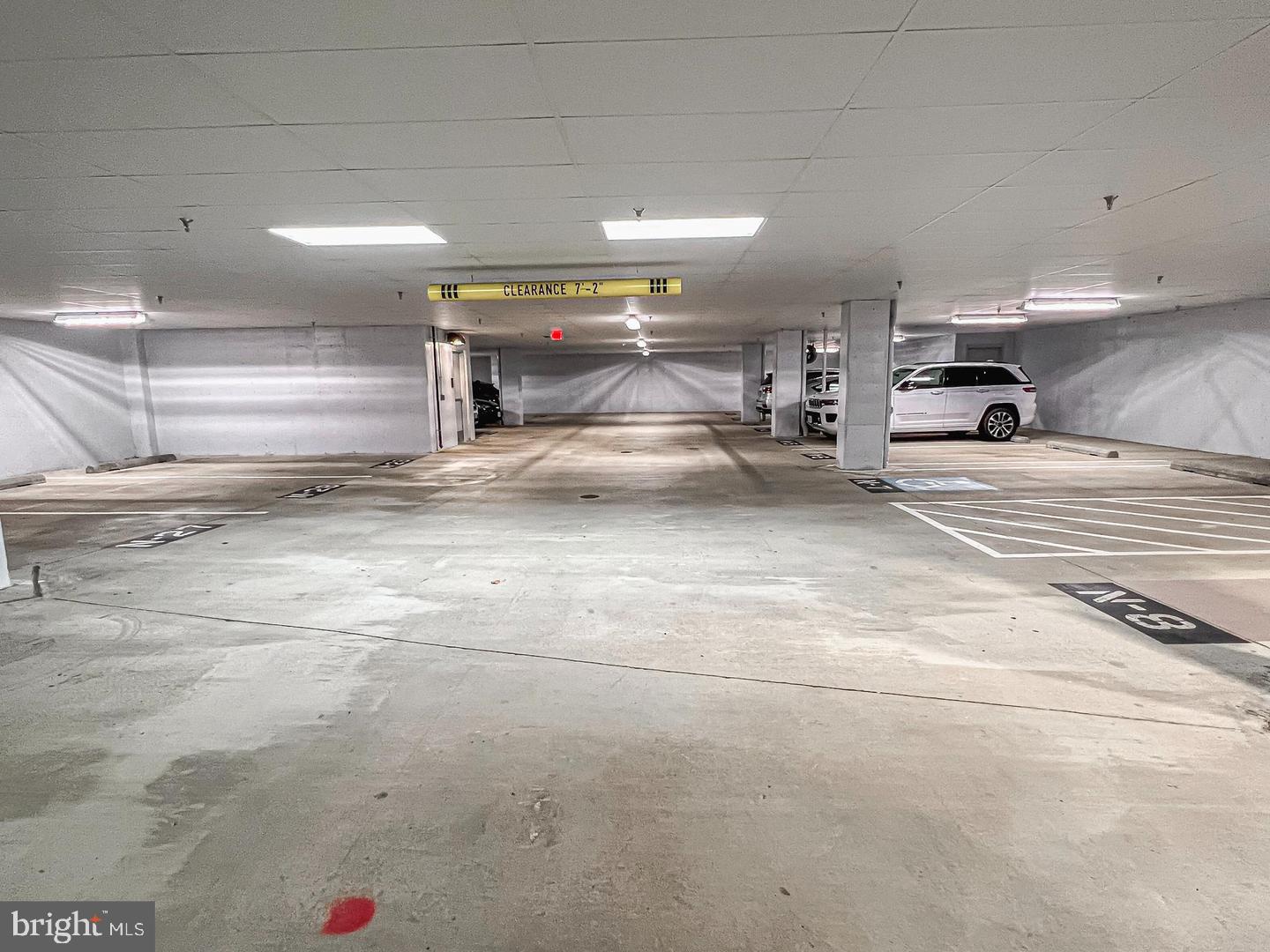 TALL OAKS - Residential Lease