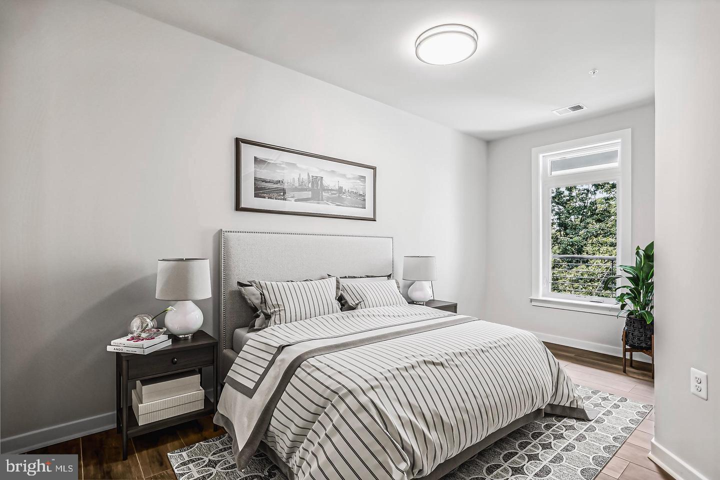 TALL OAKS - Residential Lease