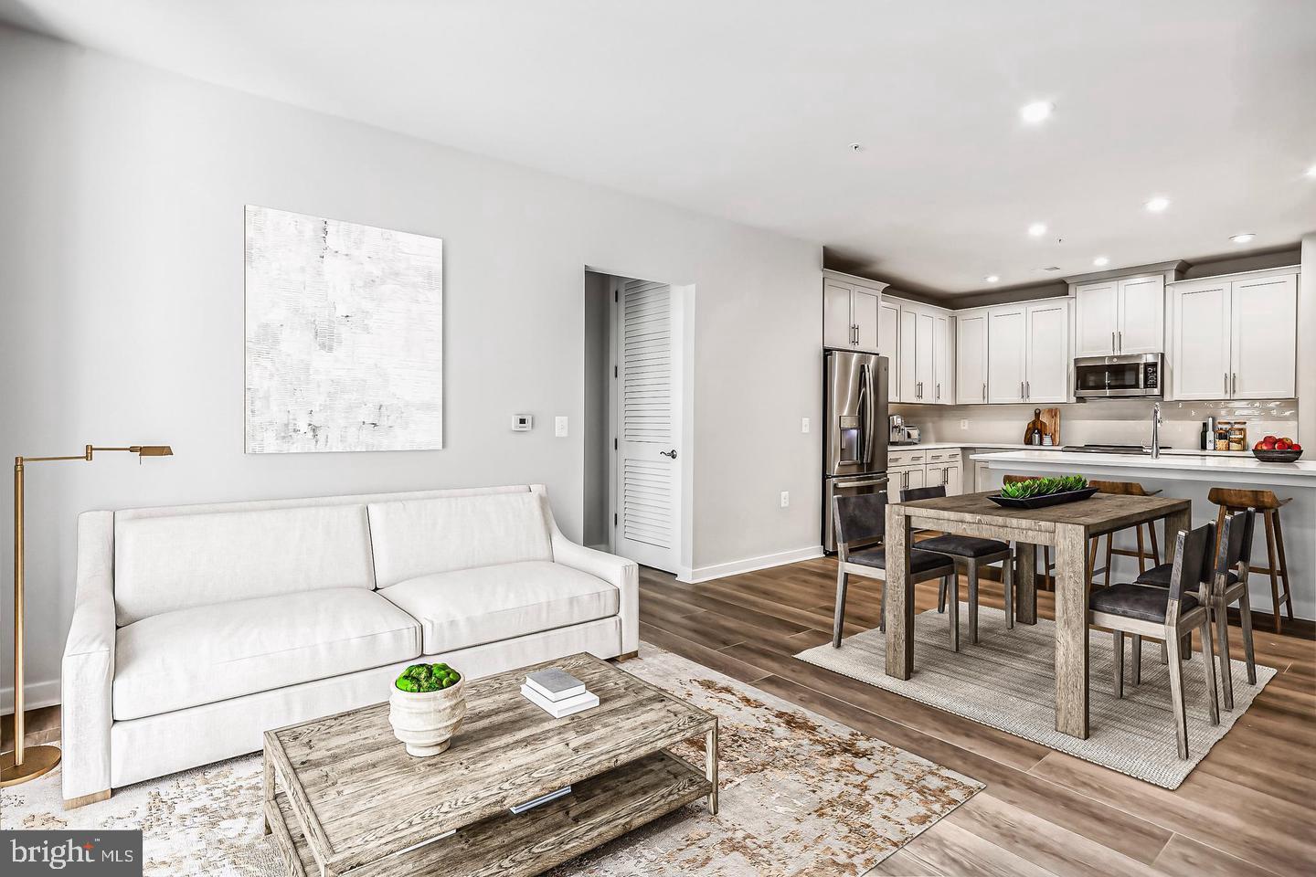 TALL OAKS - Residential Lease