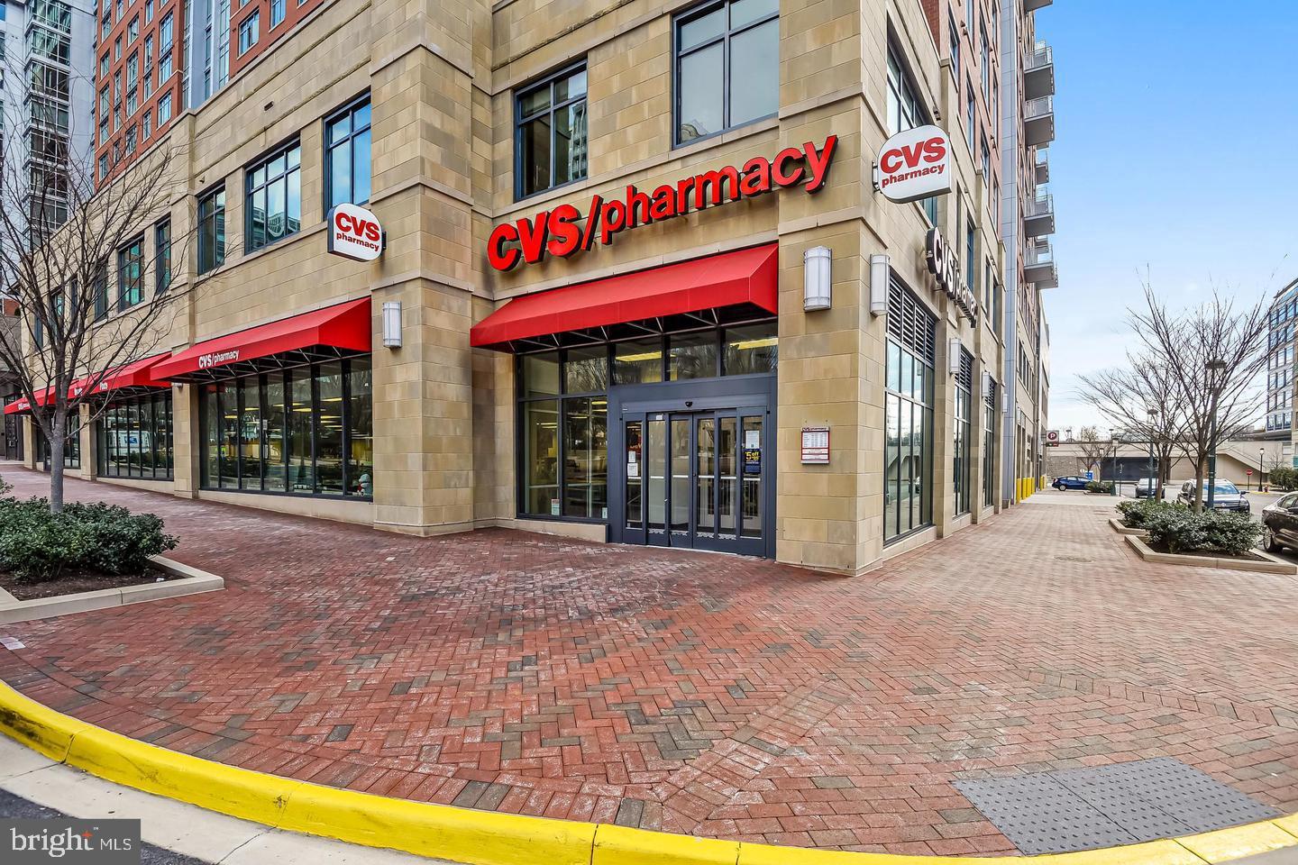 TALL OAKS - Residential Lease