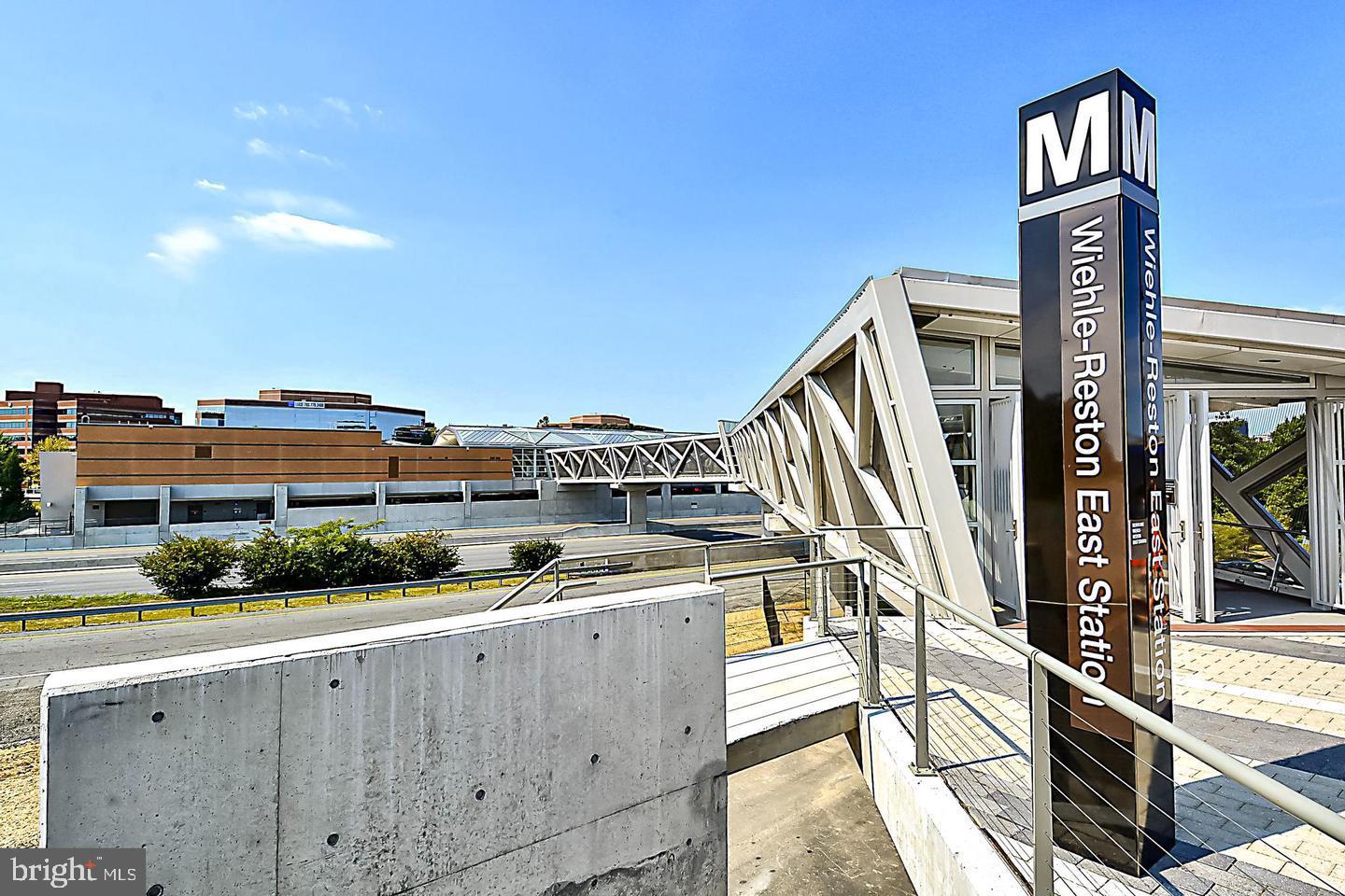 TALL OAKS - Residential Lease