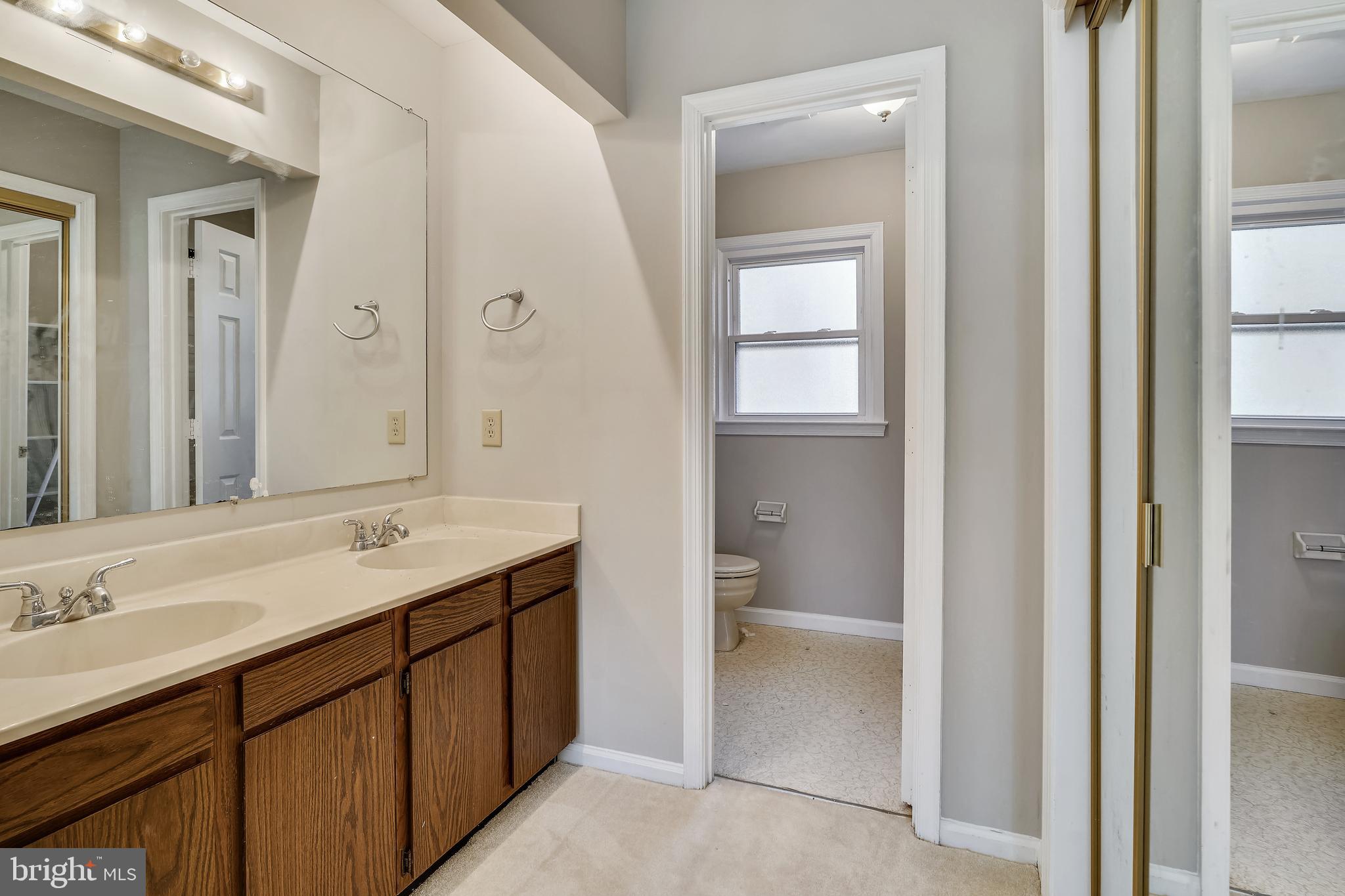 LAKE RIDGE - Residential