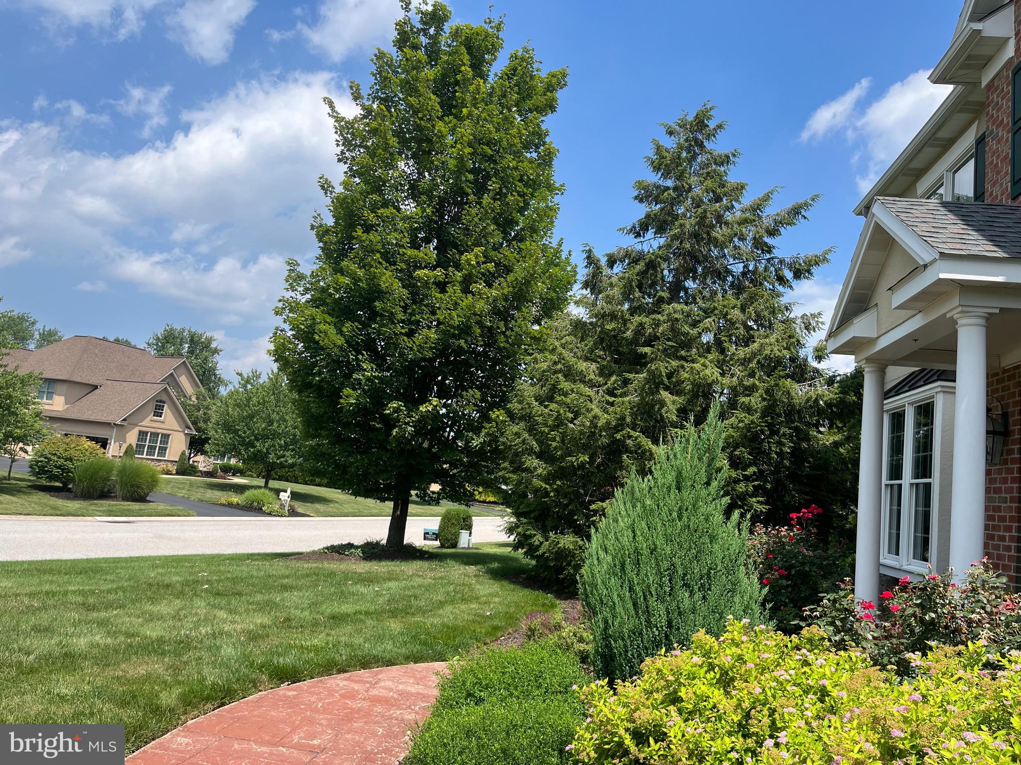 HEPPLEWHITE ESTATES - Residential