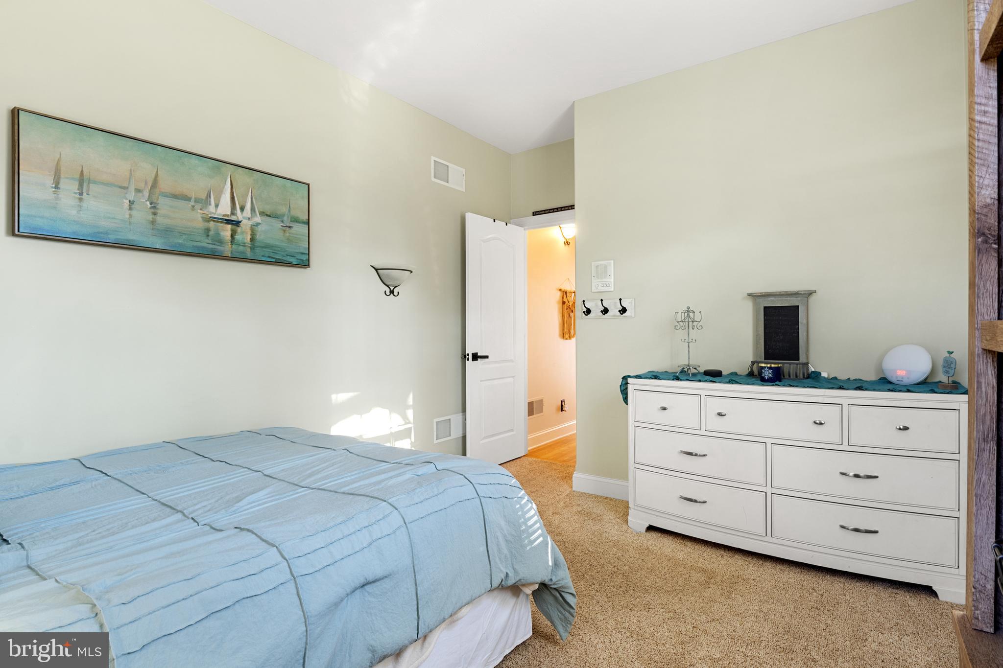 HEPPLEWHITE ESTATES - Residential