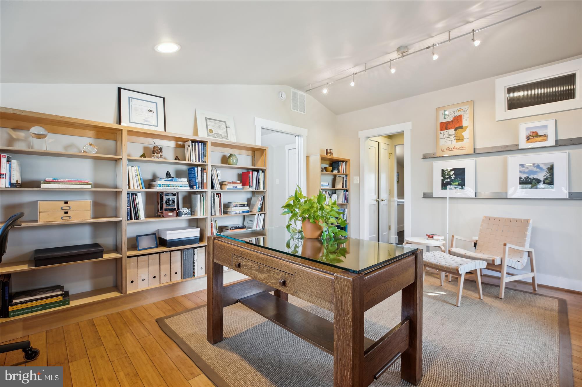 INDIAN SPRING PARK - Residential