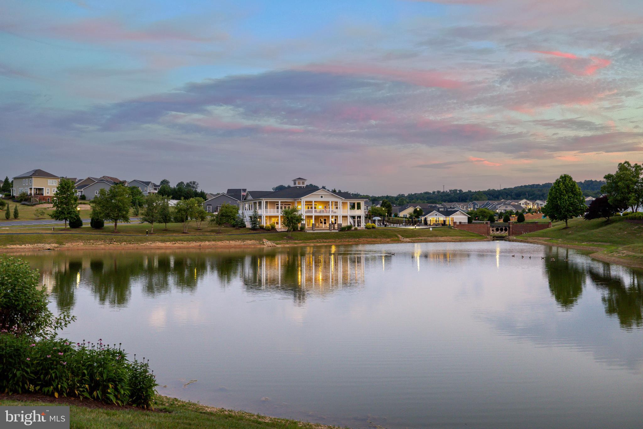 PRESTON LAKE - Residential