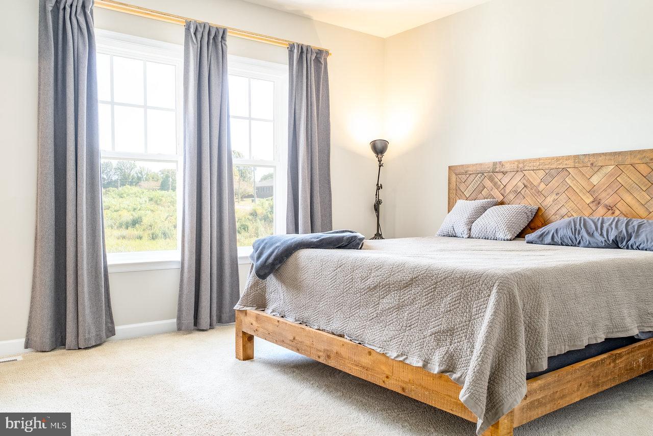 PRESTON LAKE - Residential