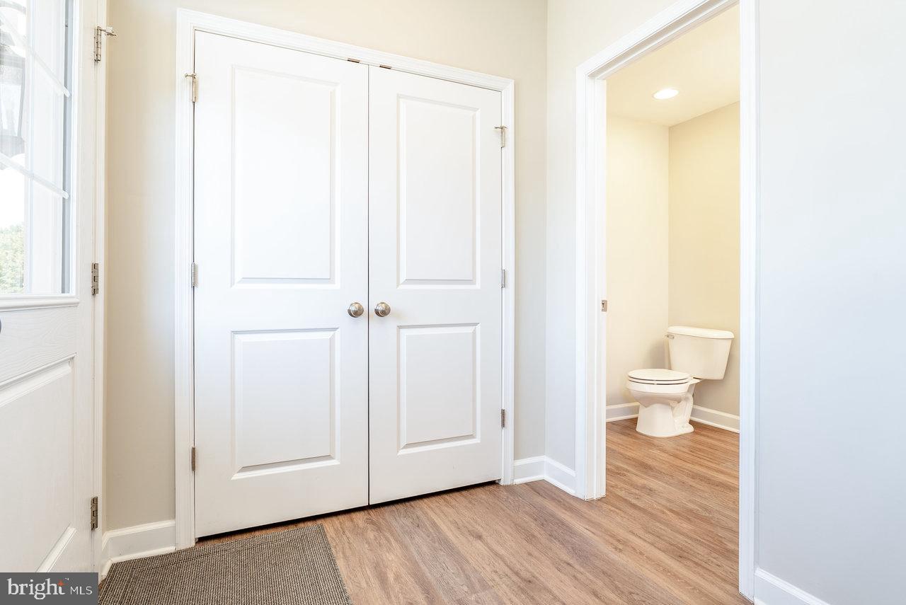 PRESTON LAKE - Residential