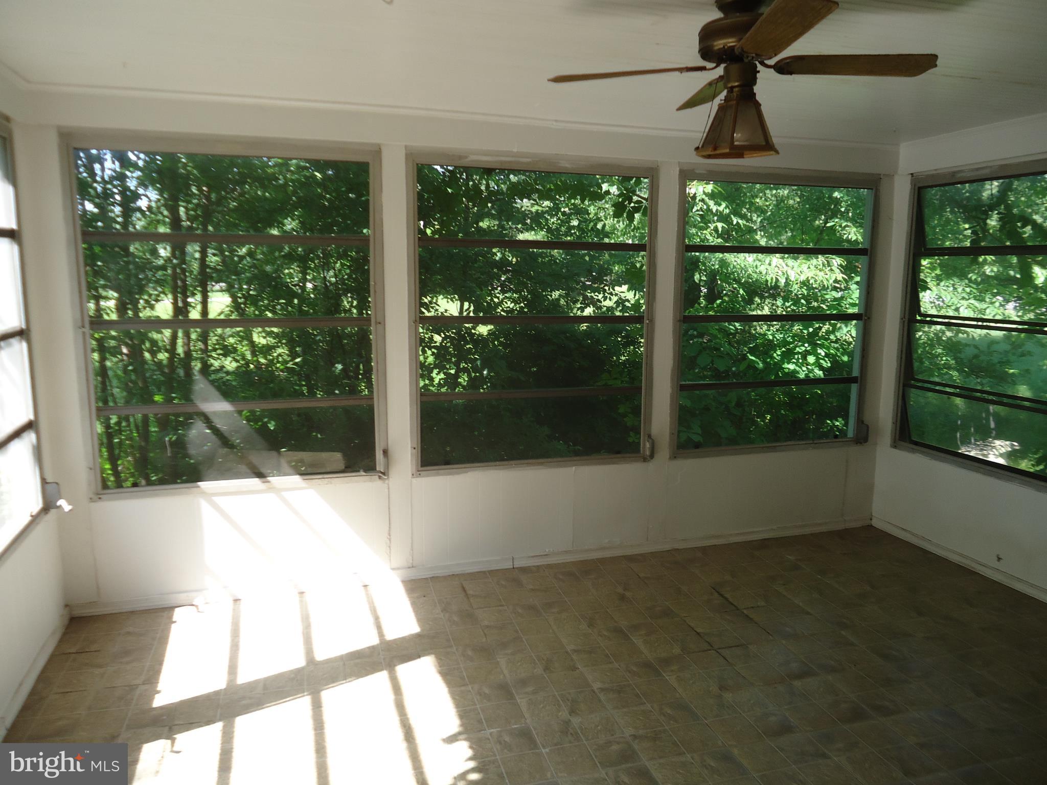 SENECA RIDGE - Residential Lease