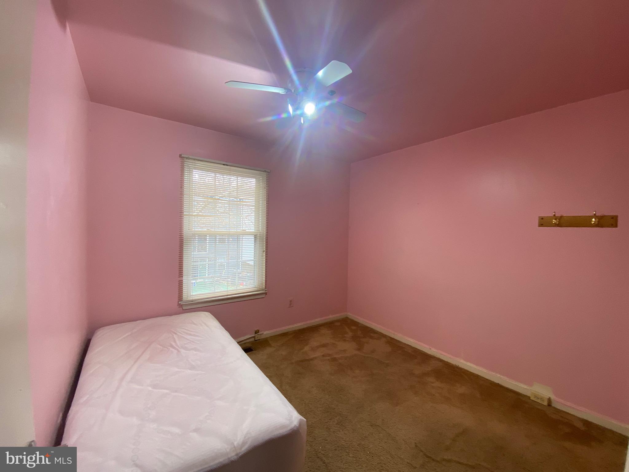 LONDON WOODS - Residential