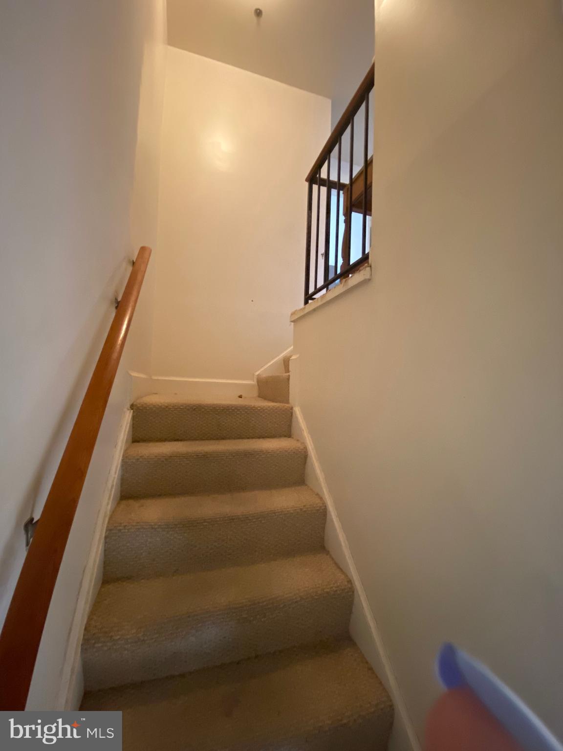 LONDON WOODS - Residential