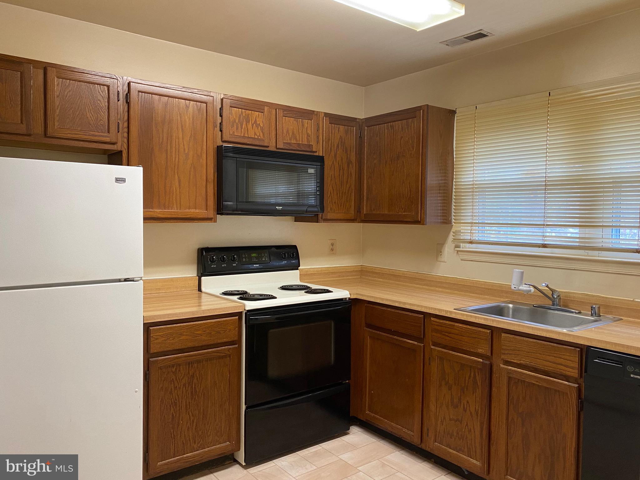 LONDON WOODS - Residential