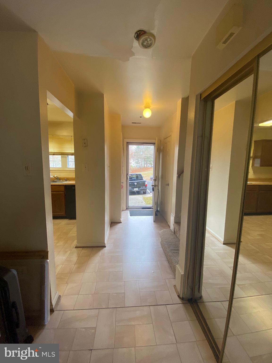 LONDON WOODS - Residential