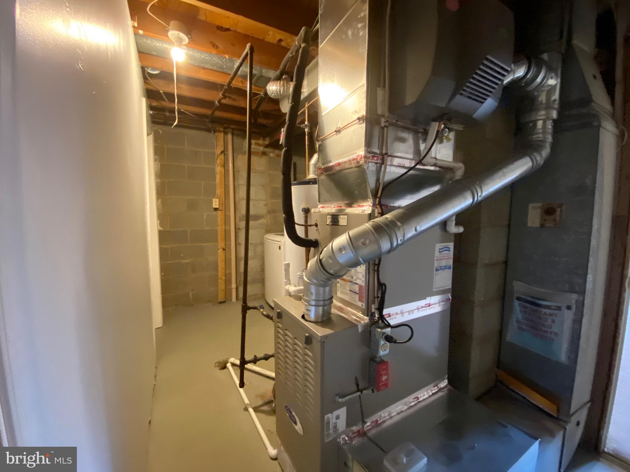 DALE CITY - Residential Lease