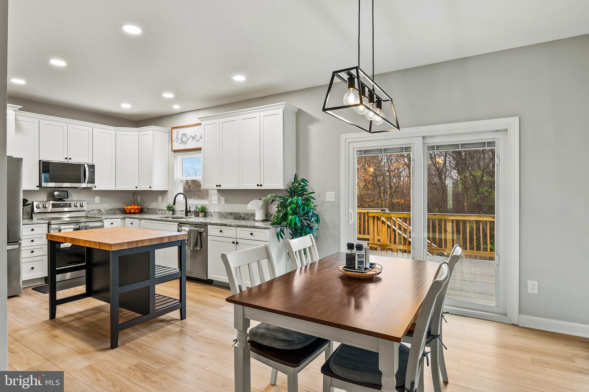 ROLAND TERRACE - Residential