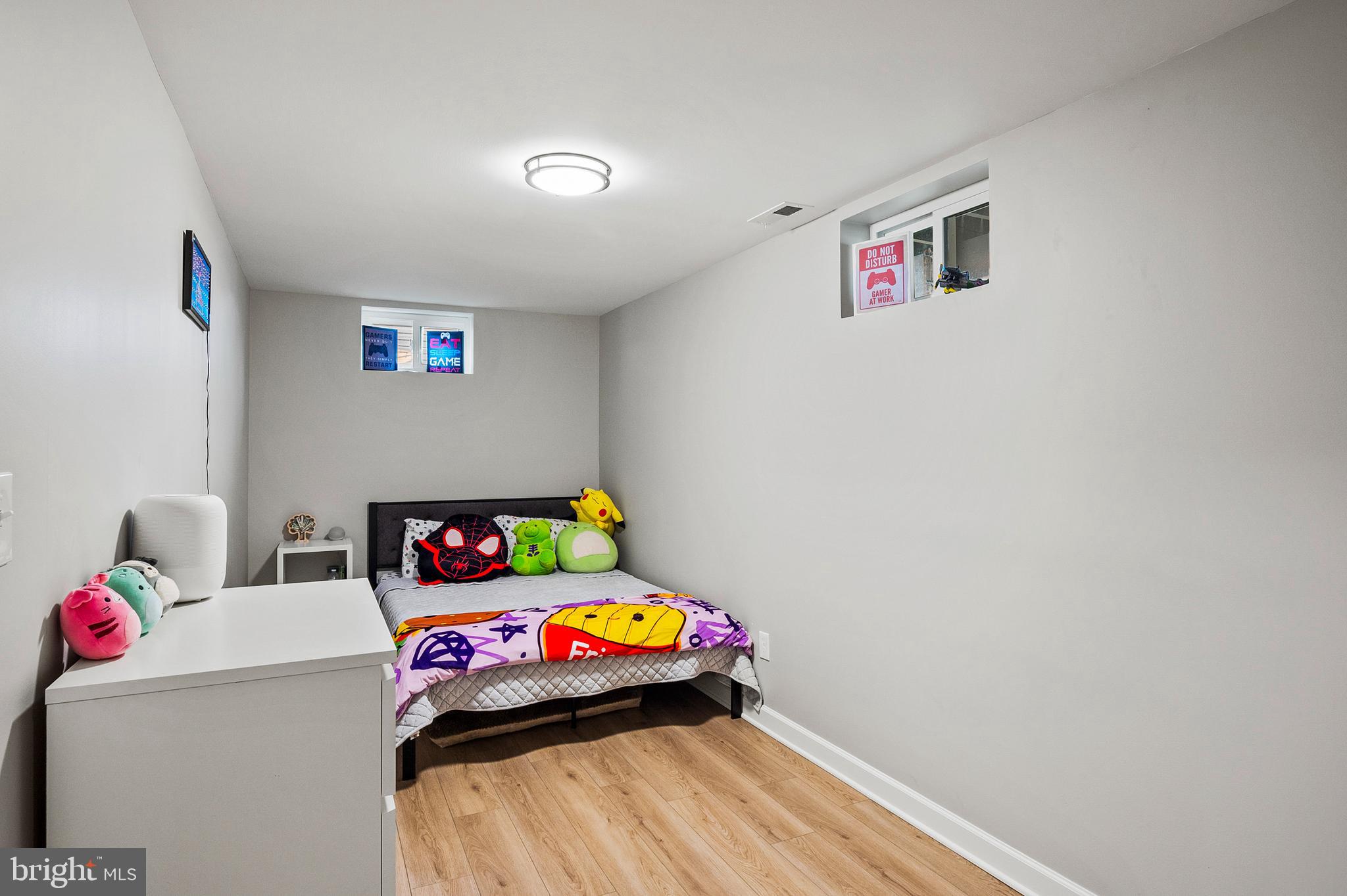 ROLAND TERRACE - Residential