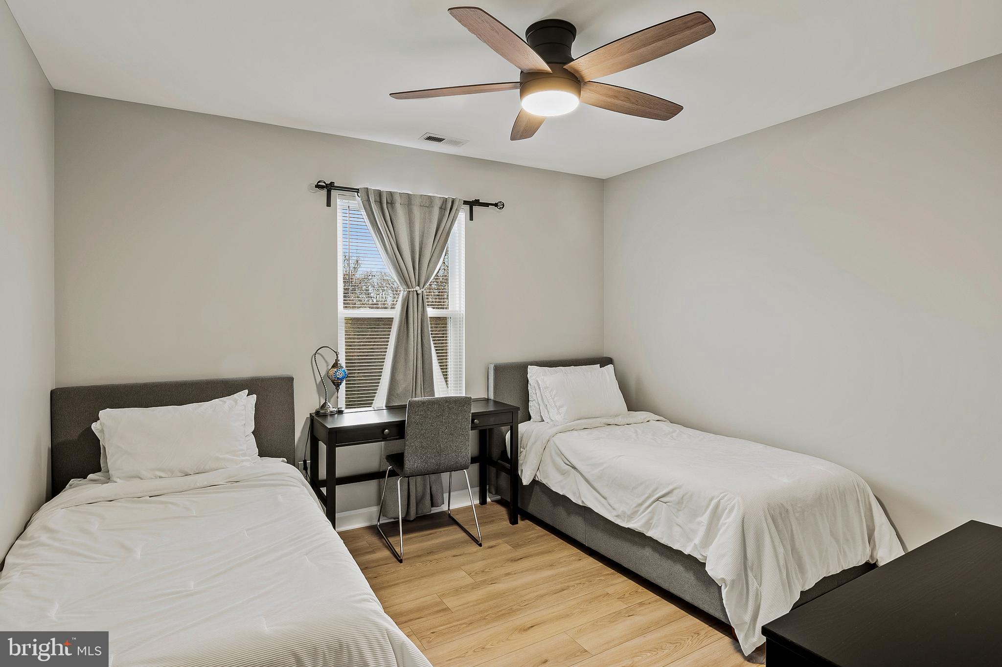 ROLAND TERRACE - Residential