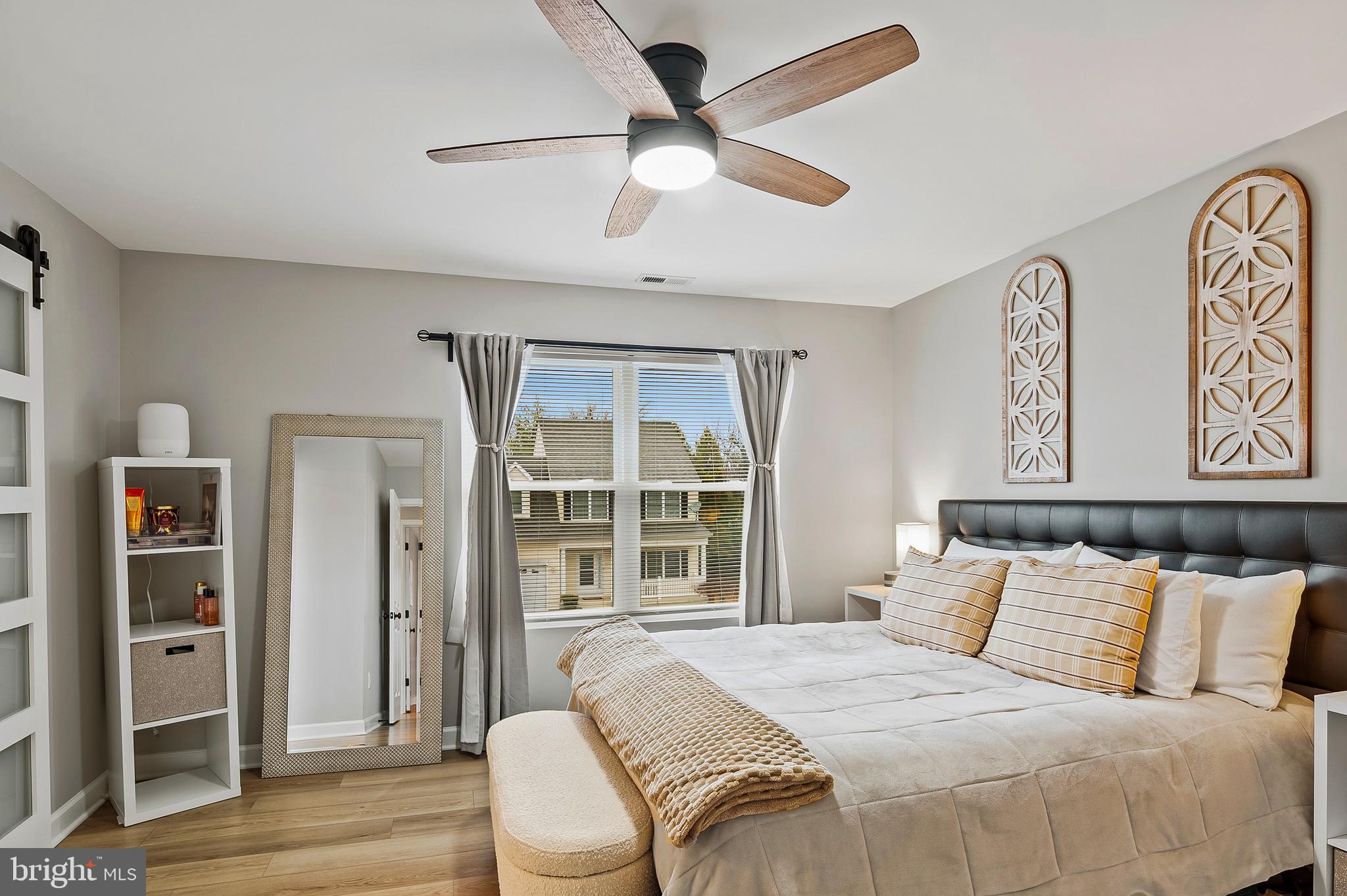 ROLAND TERRACE - Residential