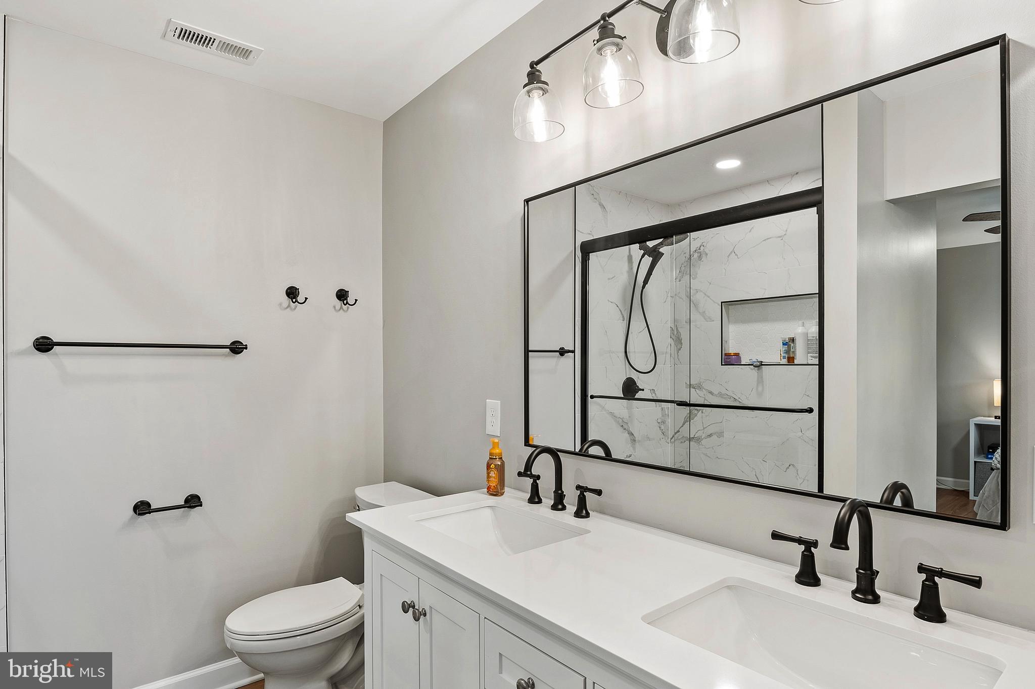 ROLAND TERRACE - Residential