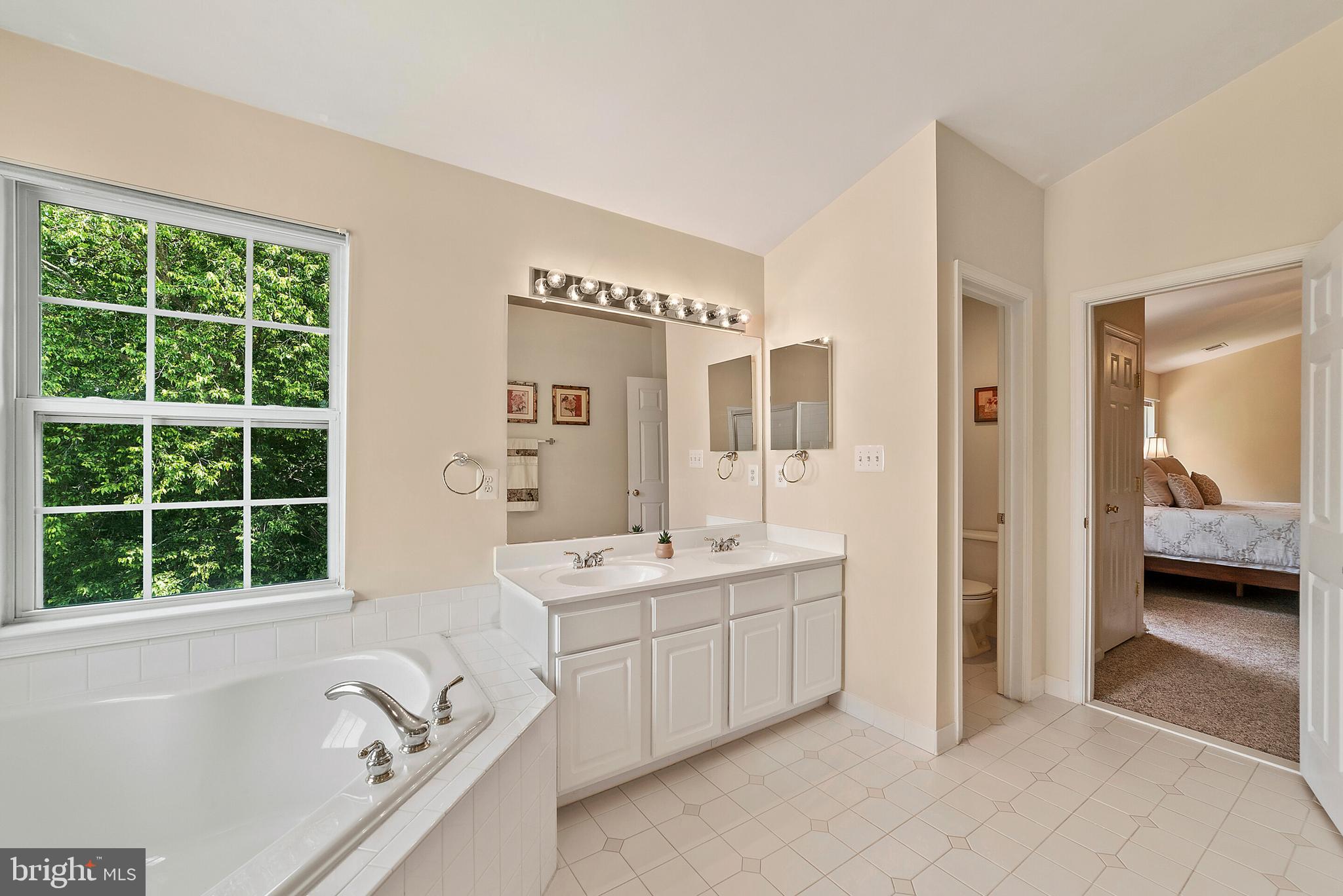 THE VILLAGES AT BRISTOL - Residential