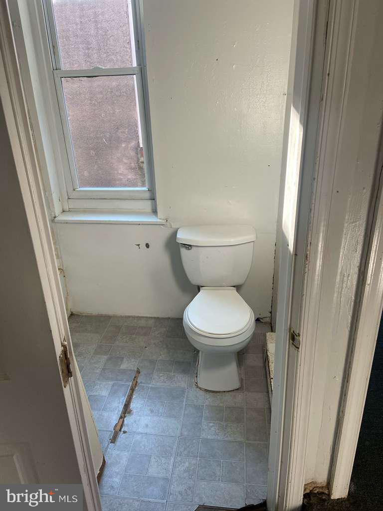 STRAWBERRY MANSION - Residential