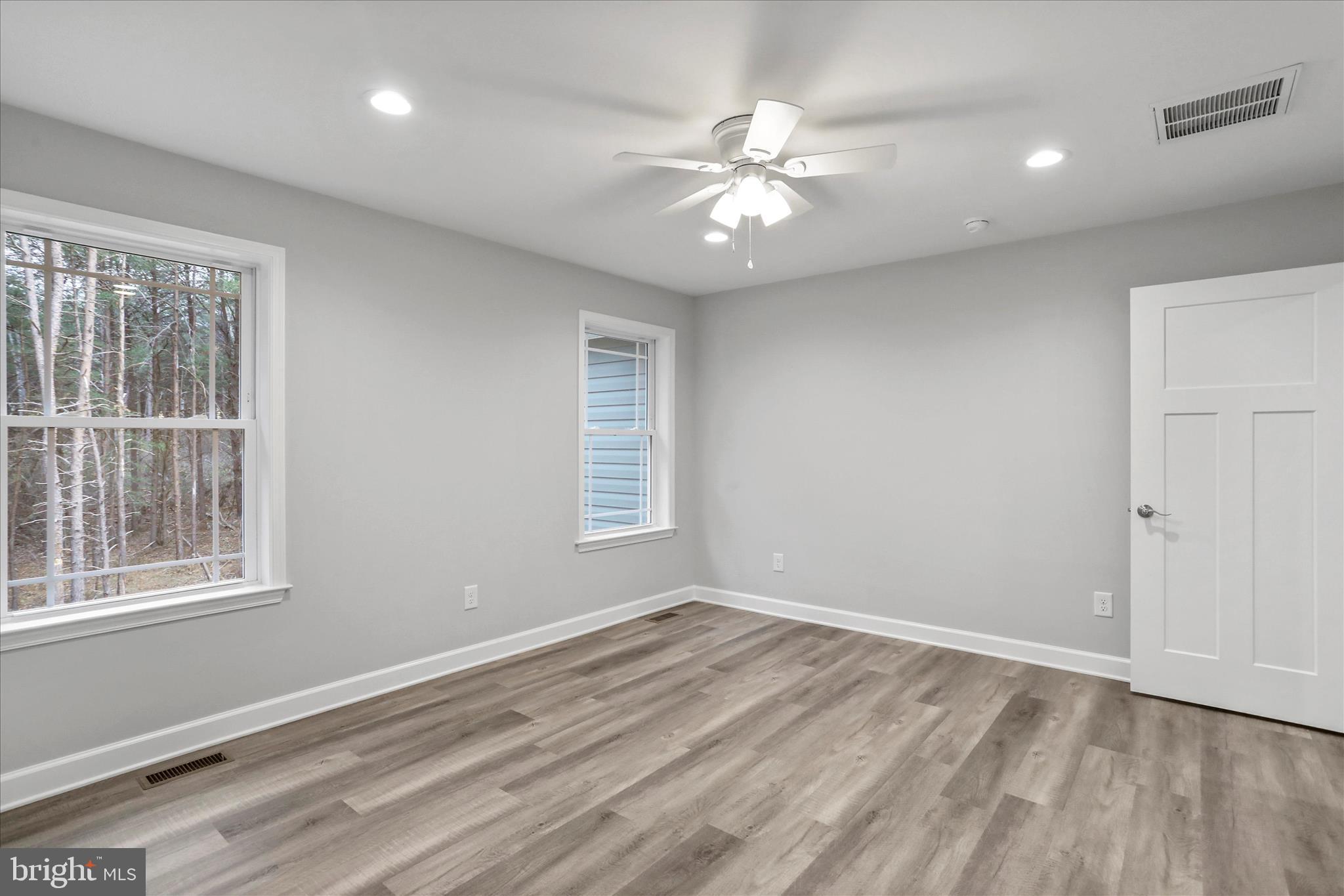 PARKSIDE ESTATES - Residential