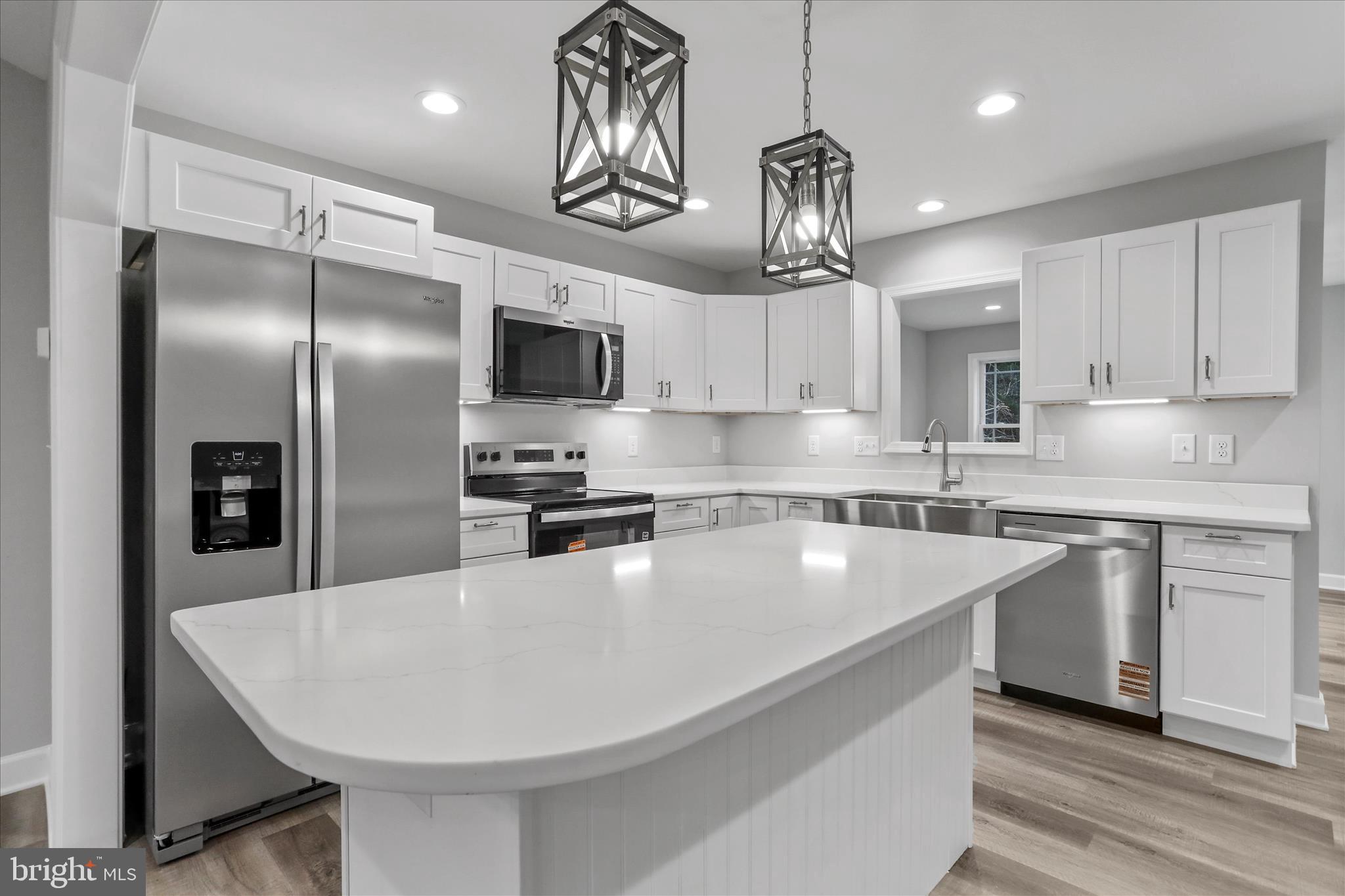 PARKSIDE ESTATES - Residential