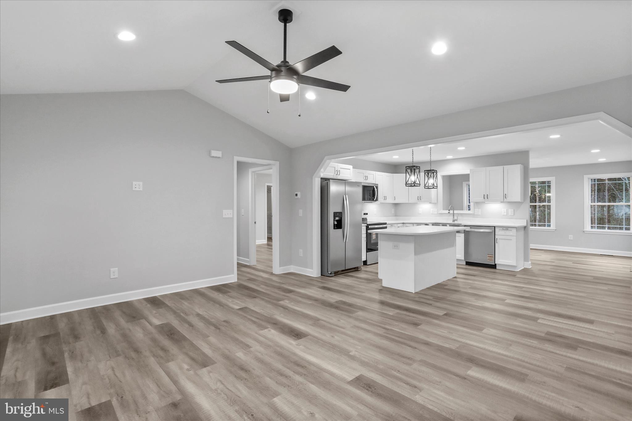 PARKSIDE ESTATES - Residential