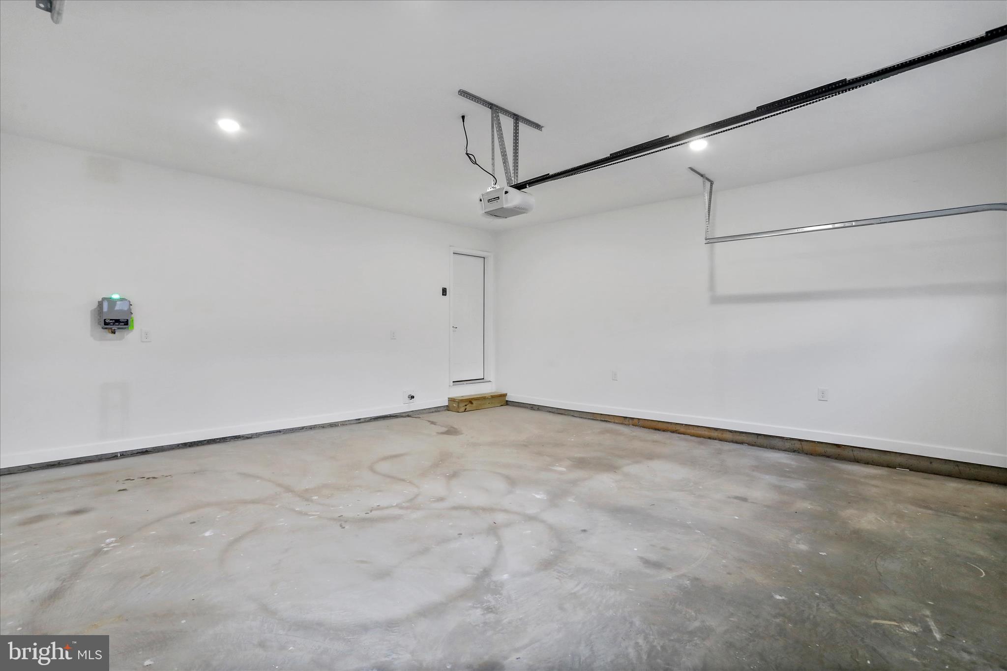 PARKSIDE ESTATES - Residential