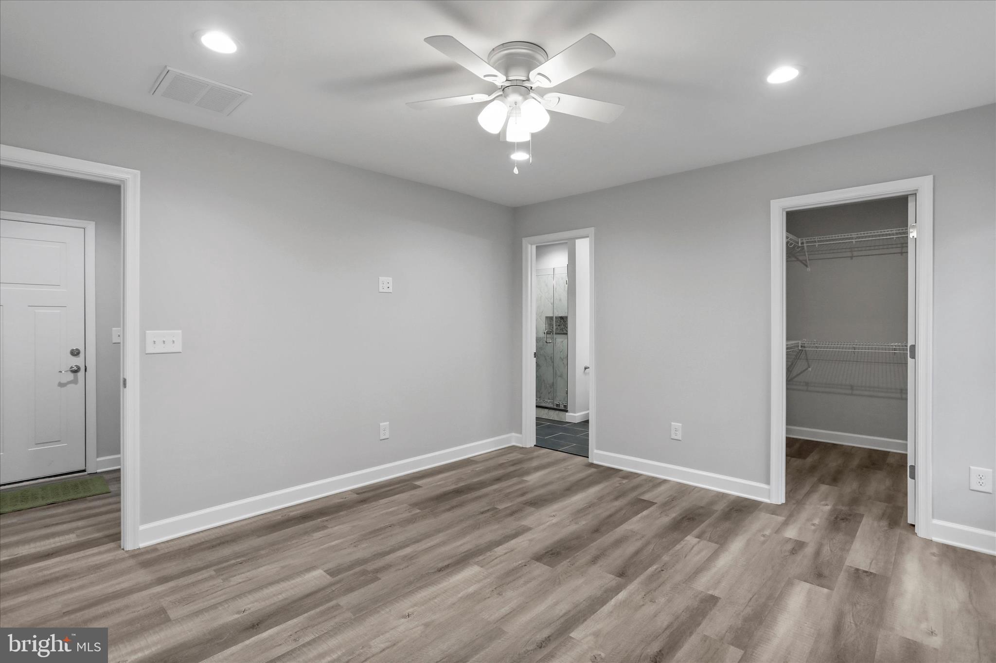 PARKSIDE ESTATES - Residential