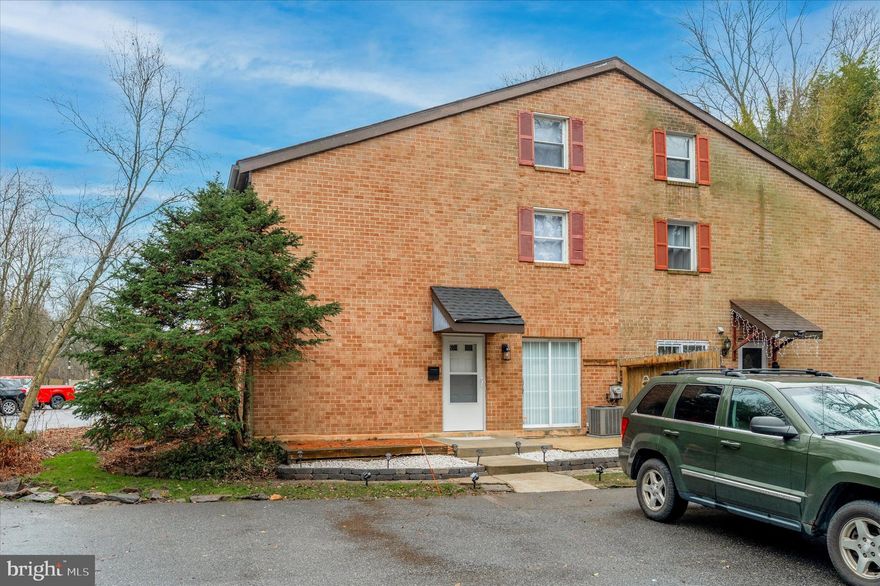 Welcome to 96 Park Vallei Lane — a beautifully updated 2-bedroom, 1.5-bath townhouse located in the desirable Village of Green Tree community in Brookhaven, Delaware County.

This move-in-ready home has been thoughtfully renovated throughout, featuring a new roof, a modernized kitchen with updated finishes, and refreshed bathrooms designed for both style and functionality. New flooring and fresh paint create a bright, cohesive feel across the entire space.

One of the standout features is the finished attic, offering versatile bonus space perfect for a home office, guest area, or additional living space.  Having this as a finished space is unique for the community.

Conveniently located near local shopping, dining, and major commuter routes, this home combines comfort, updates, and accessibility in a well-maintained community.

Schedule your private showing today to experience everything this home has to offer!