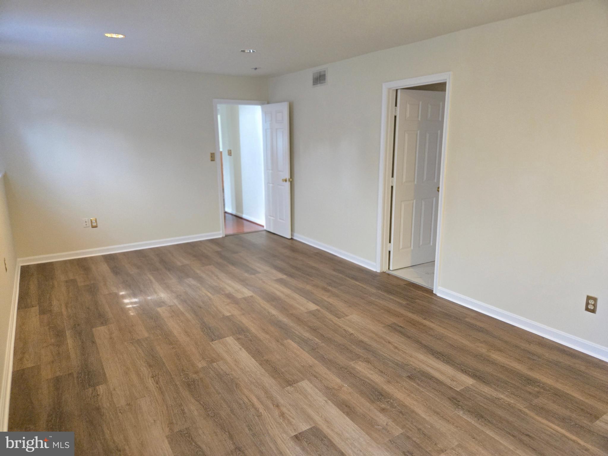 HILLMEADE STATION PLAT O - Residential Lease