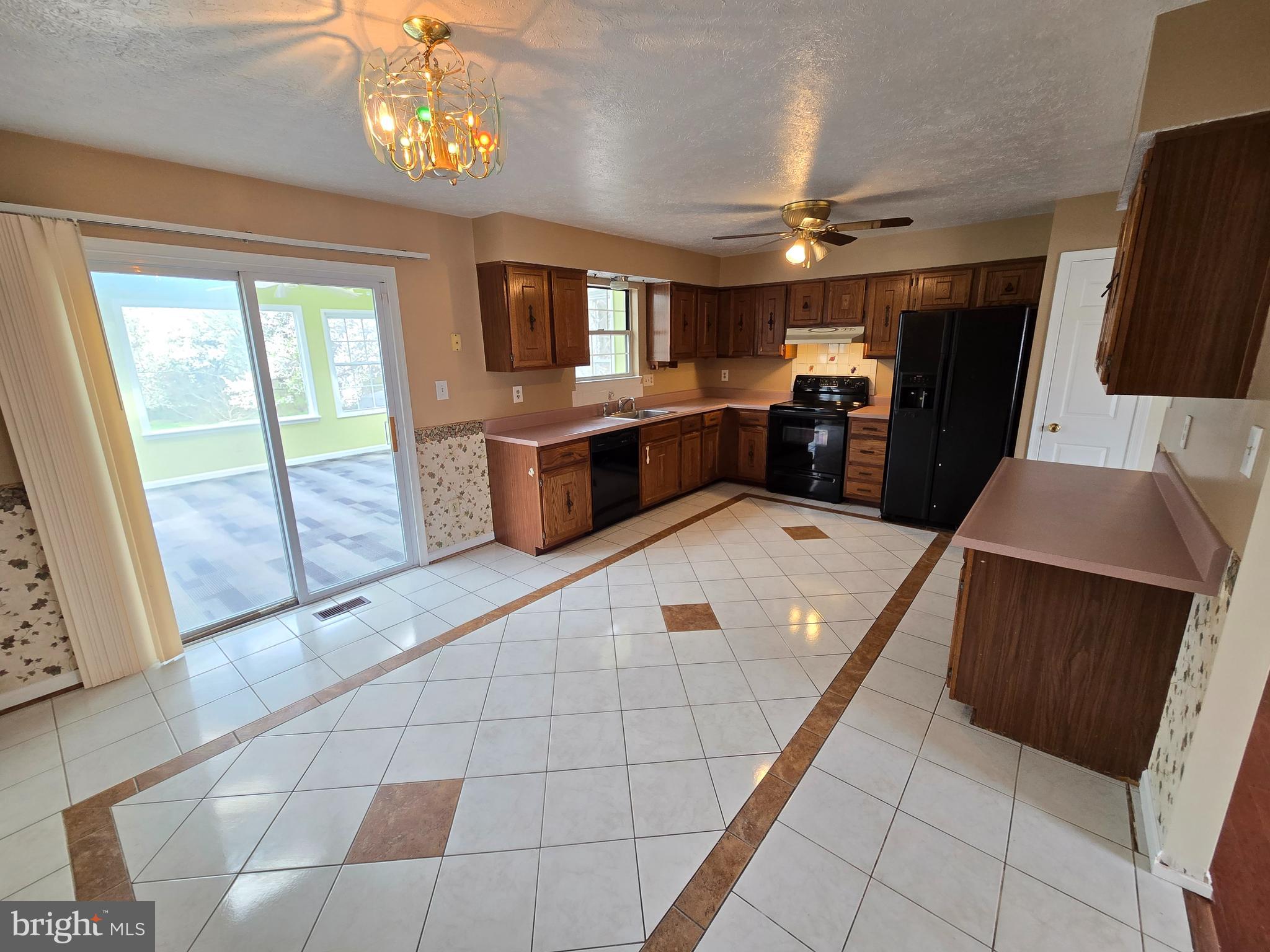 HILLMEADE STATION PLAT O - Residential Lease