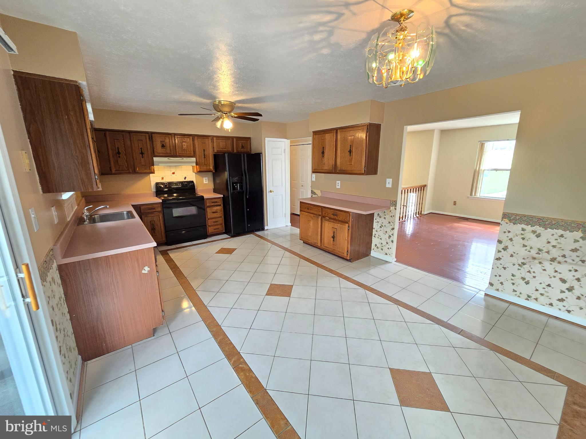 HILLMEADE STATION PLAT O - Residential Lease