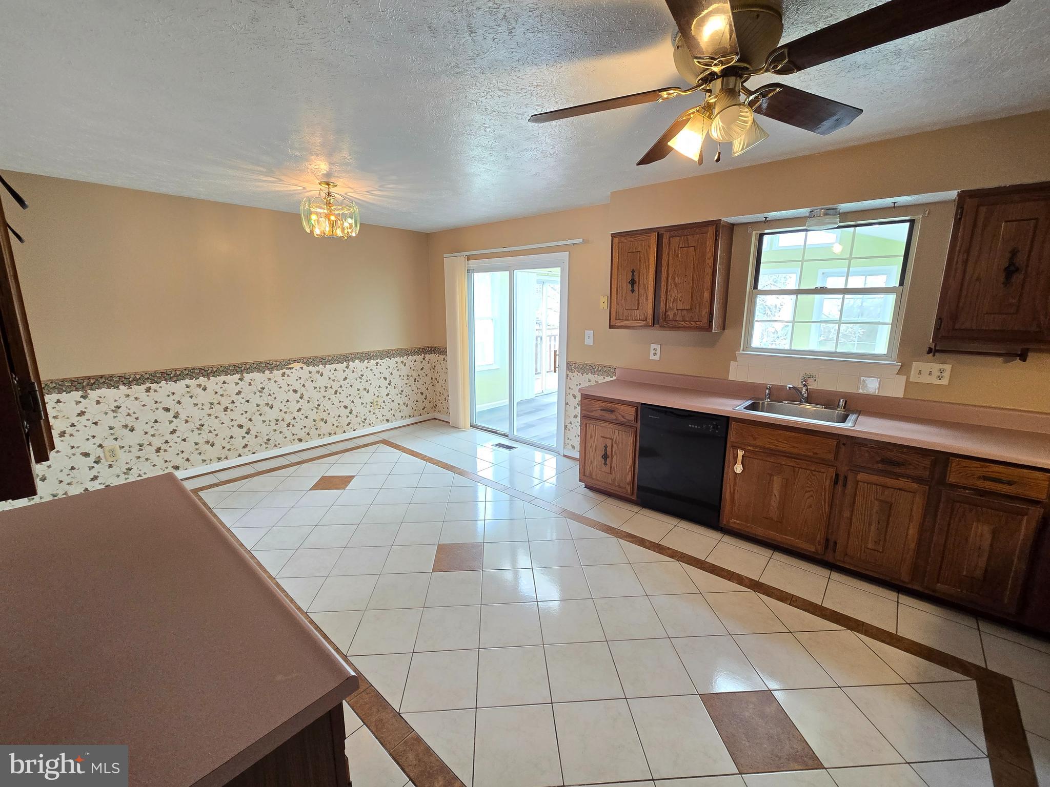 HILLMEADE STATION PLAT O - Residential Lease