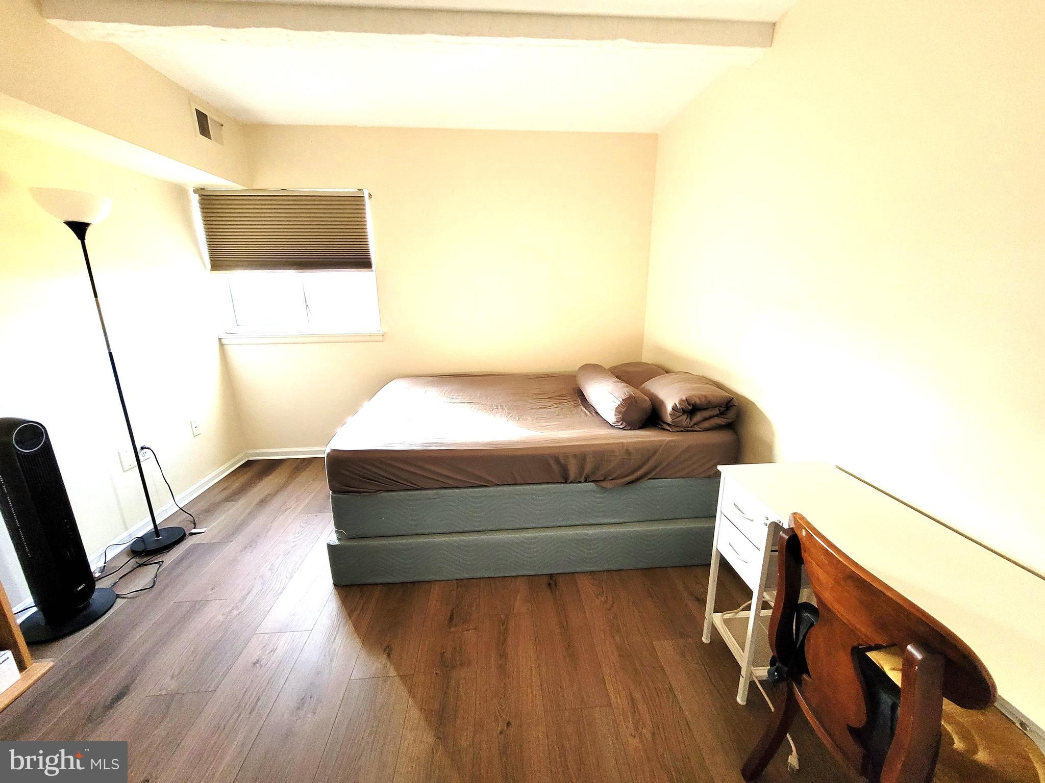 HAWTHORNE VILLAGE - Residential