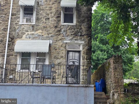 Townhouse For Sale - 5326 Magnolia Street<br/> PHILADELPHIA, PA 19144