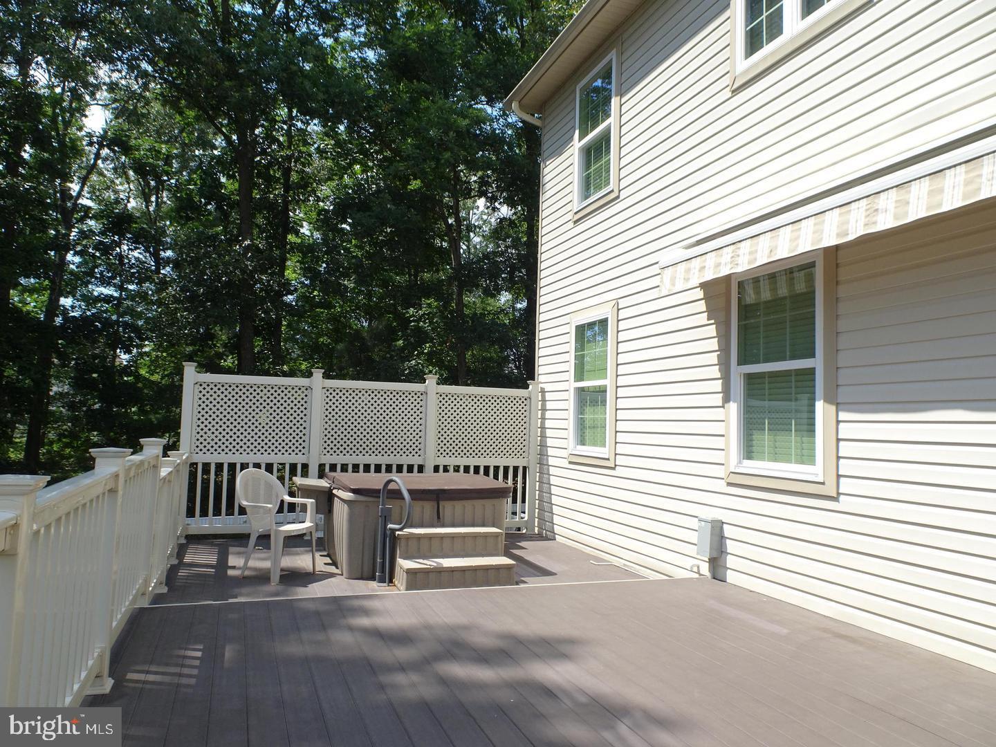 WHITE OAK - Residential