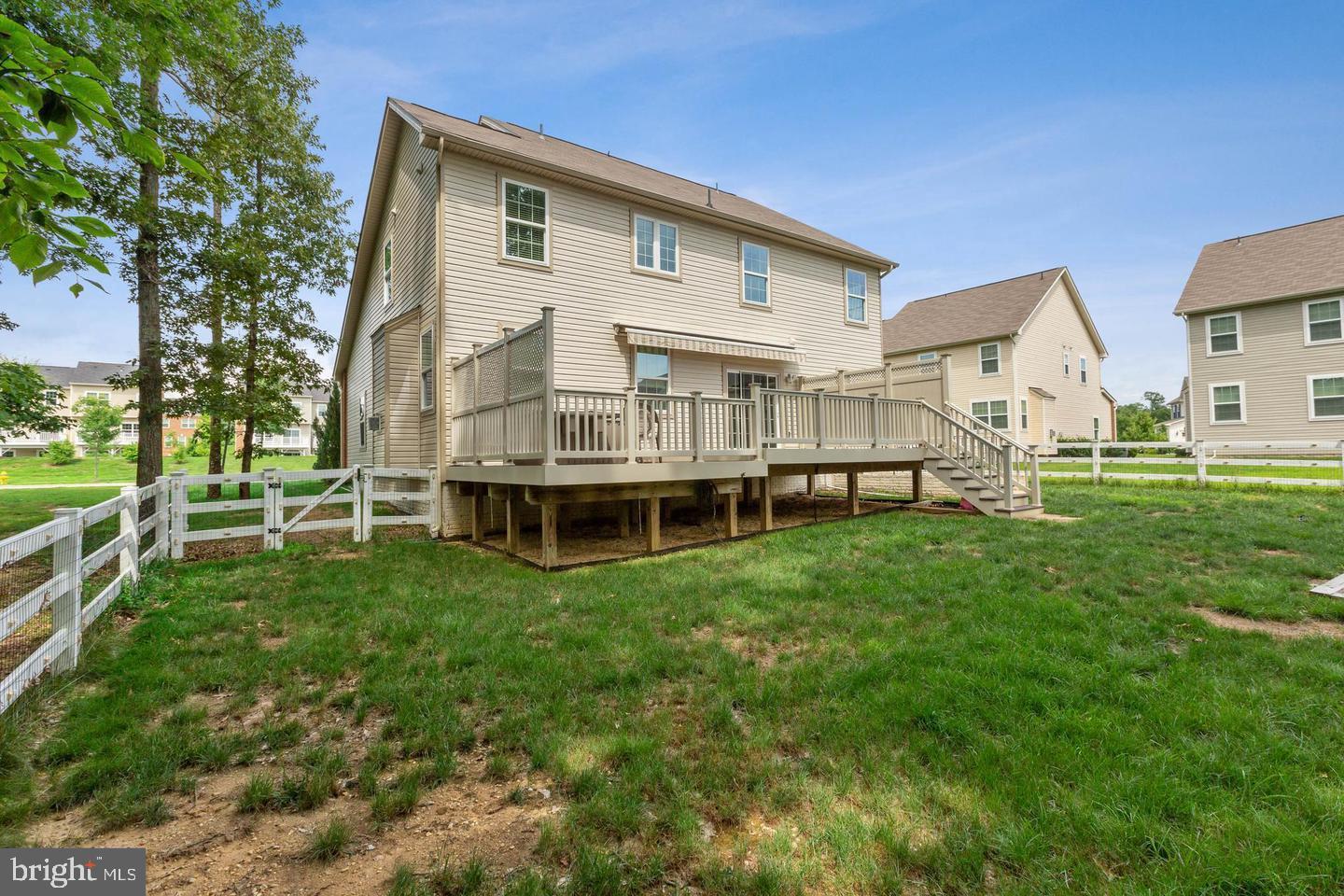 WHITE OAK - Residential