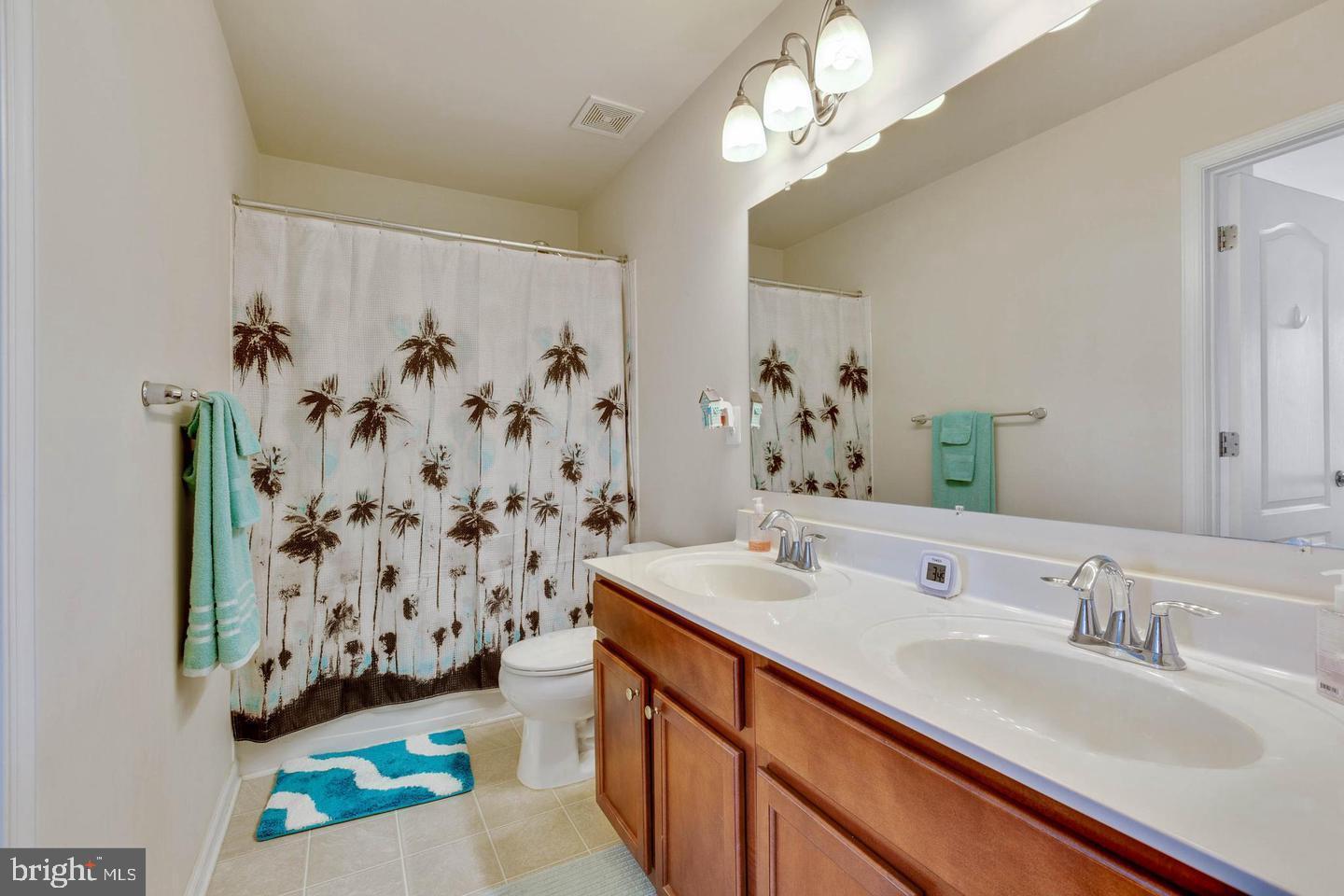 WHITE OAK - Residential